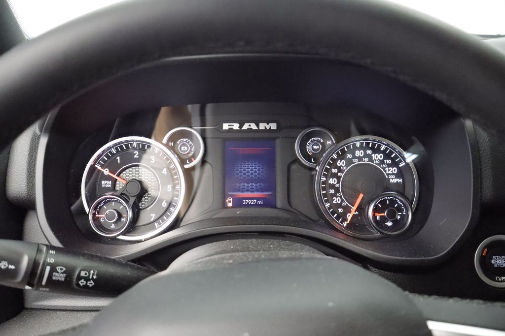 Thumbnail: 2025 RAM 1500 - 13