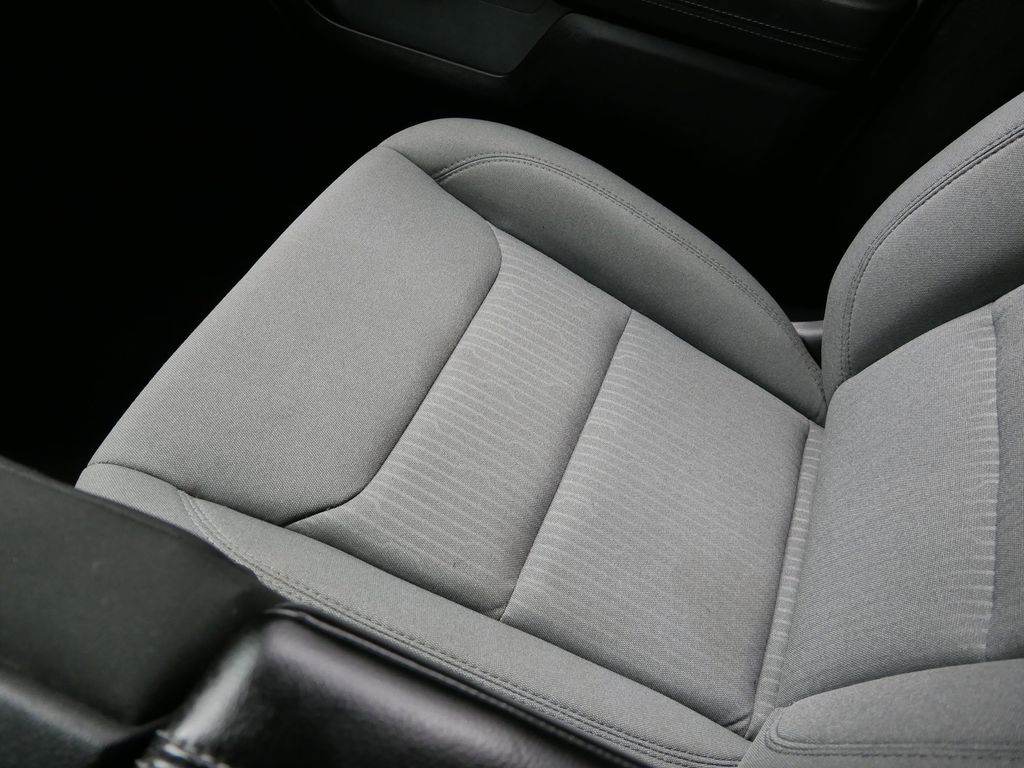 Thumbnail: 2022 RAM 1500 - 40