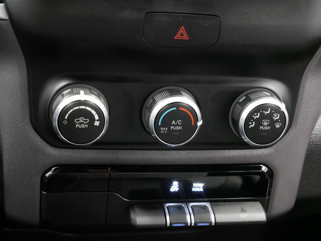 Thumbnail: 2022 RAM 1500 - 34