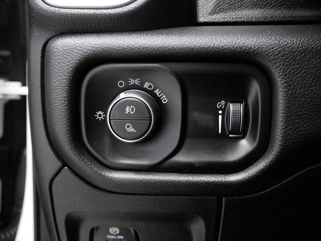 Thumbnail: 2022 RAM 1500 - 25