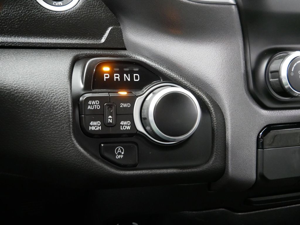 Thumbnail: 2022 RAM 1500 - 36