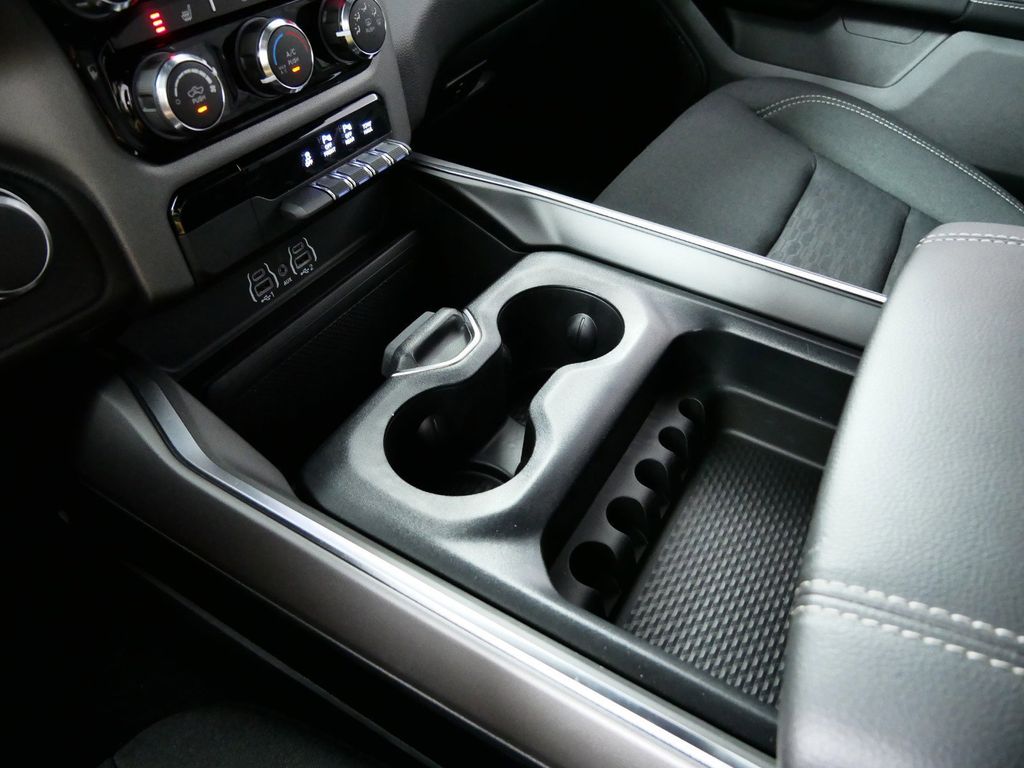 Thumbnail: 2025 RAM 1500 - 13