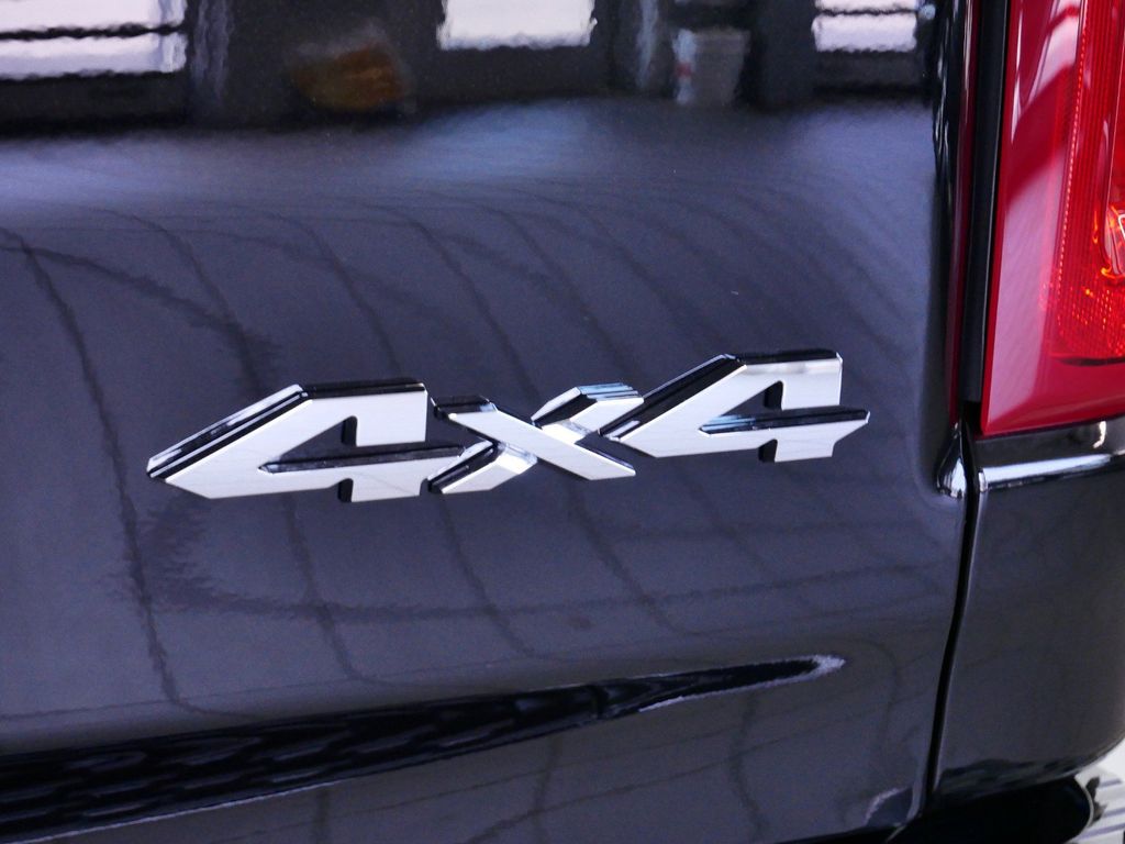 Thumbnail: 2025 RAM 1500 - 21