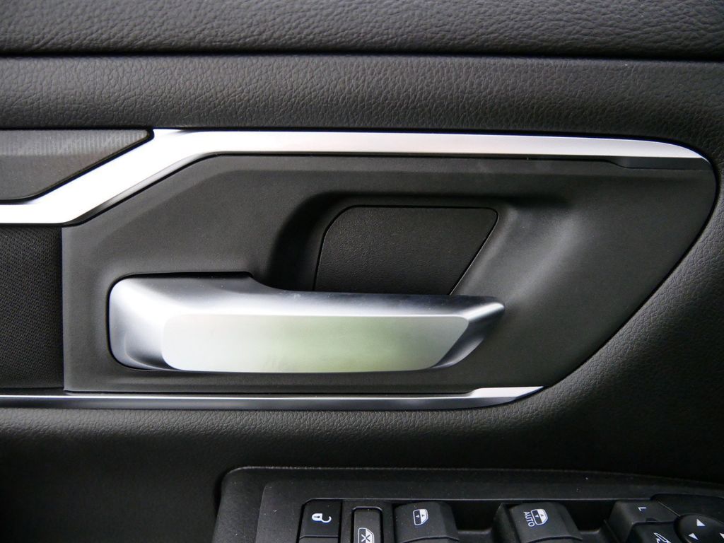 Thumbnail: 2025 RAM 1500 - 35