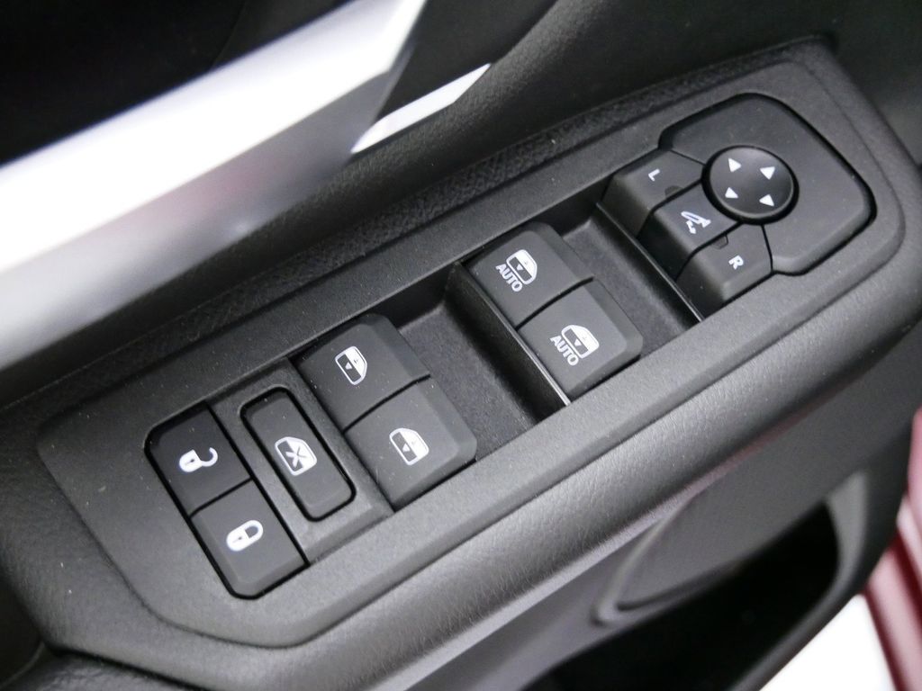 Thumbnail: 2025 RAM 1500 - 34