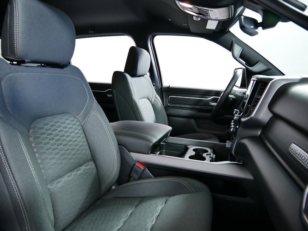 Thumbnail: 2025 RAM 1500 - 27