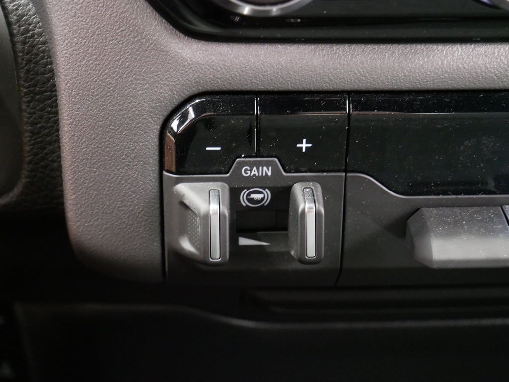 Thumbnail: 2026 RAM 1500 - 11