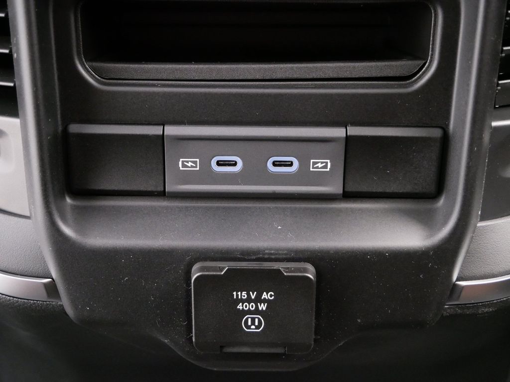 Thumbnail: 2026 RAM 1500 - 18