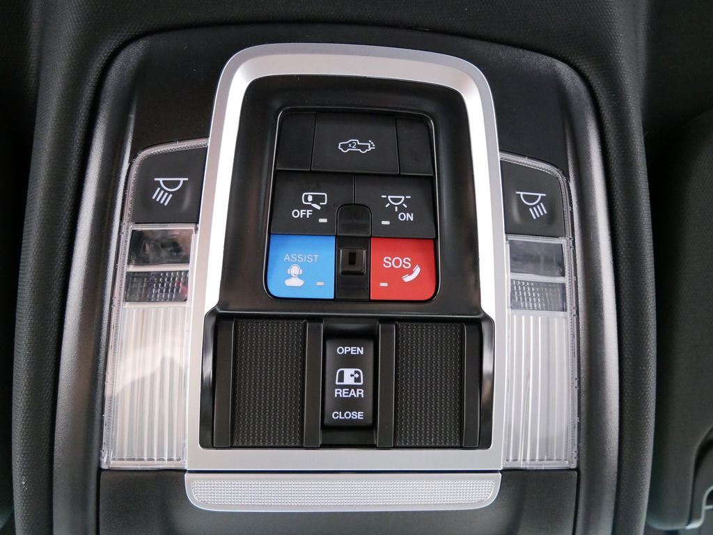 Thumbnail: 2026 RAM 1500 - 26