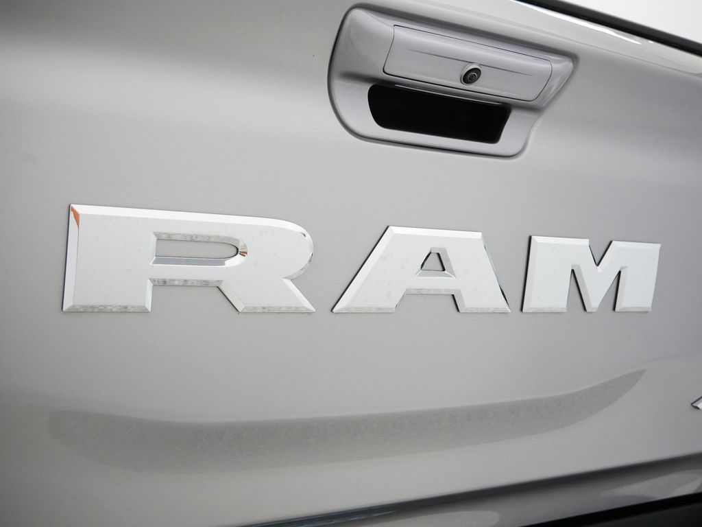 Thumbnail: 2025 RAM 1500 - 43