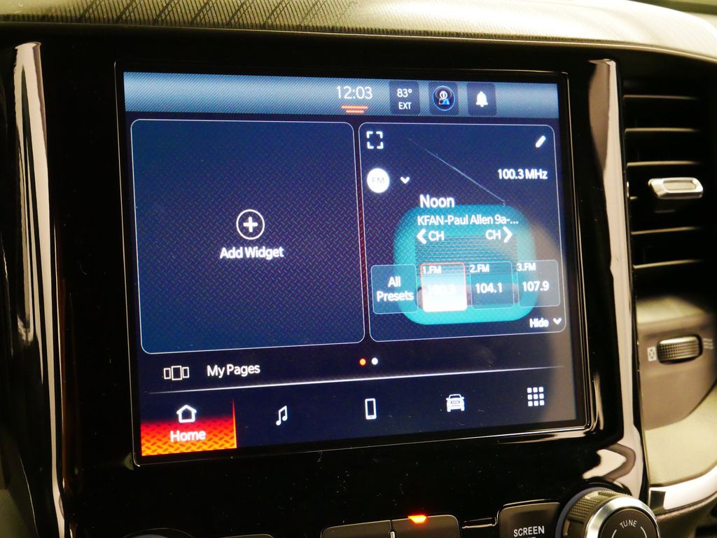 Thumbnail: 2025 RAM 1500 - 29