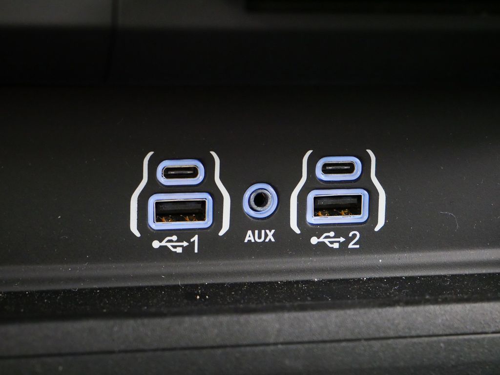 Thumbnail: 2025 RAM 1500 - 35