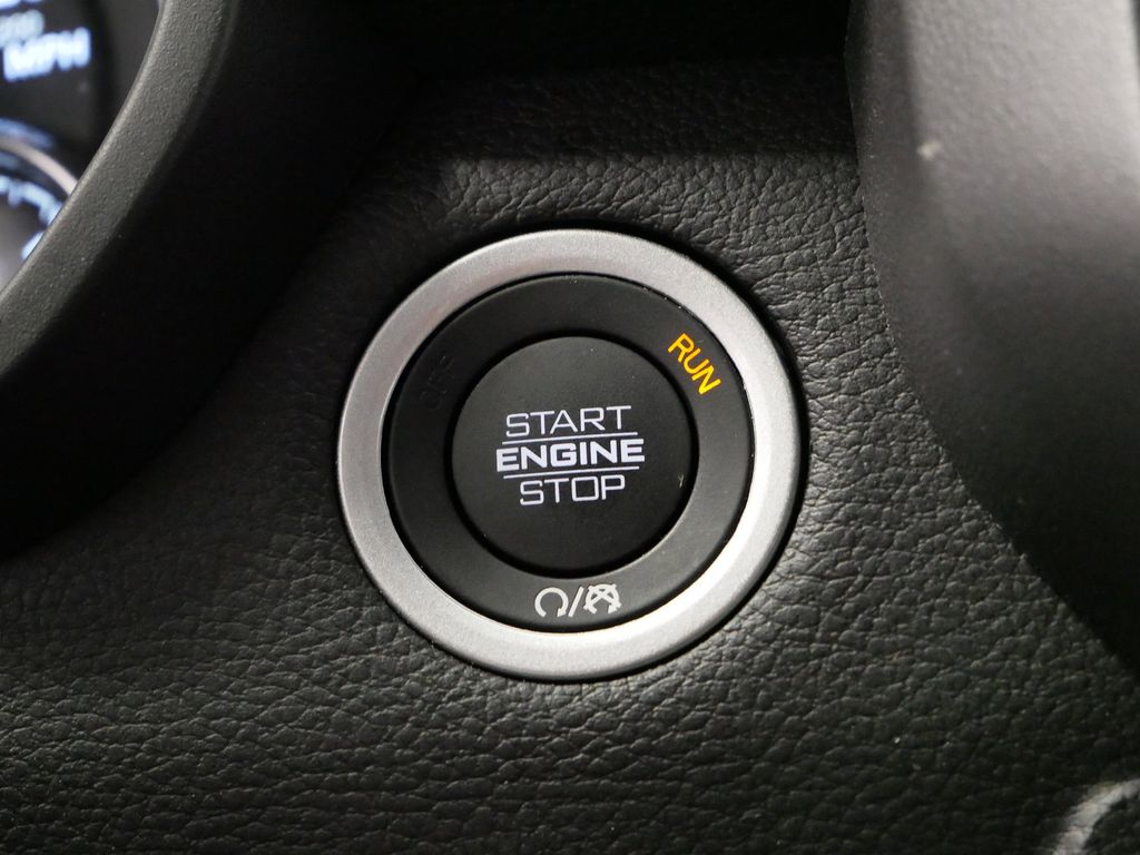 Thumbnail: 2025 RAM 1500 - 41