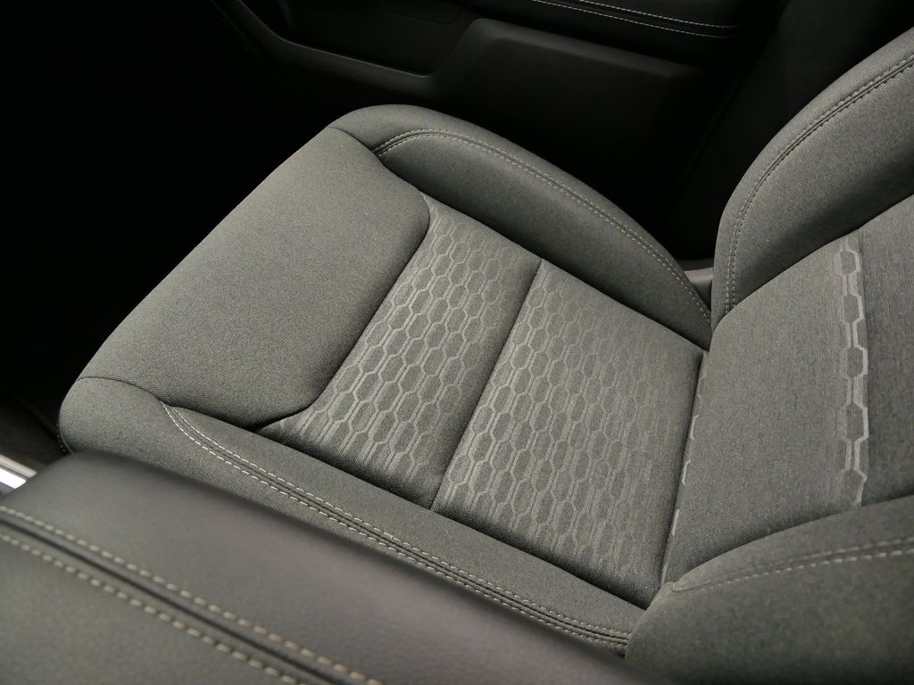 Thumbnail: 2025 RAM 1500 - 11