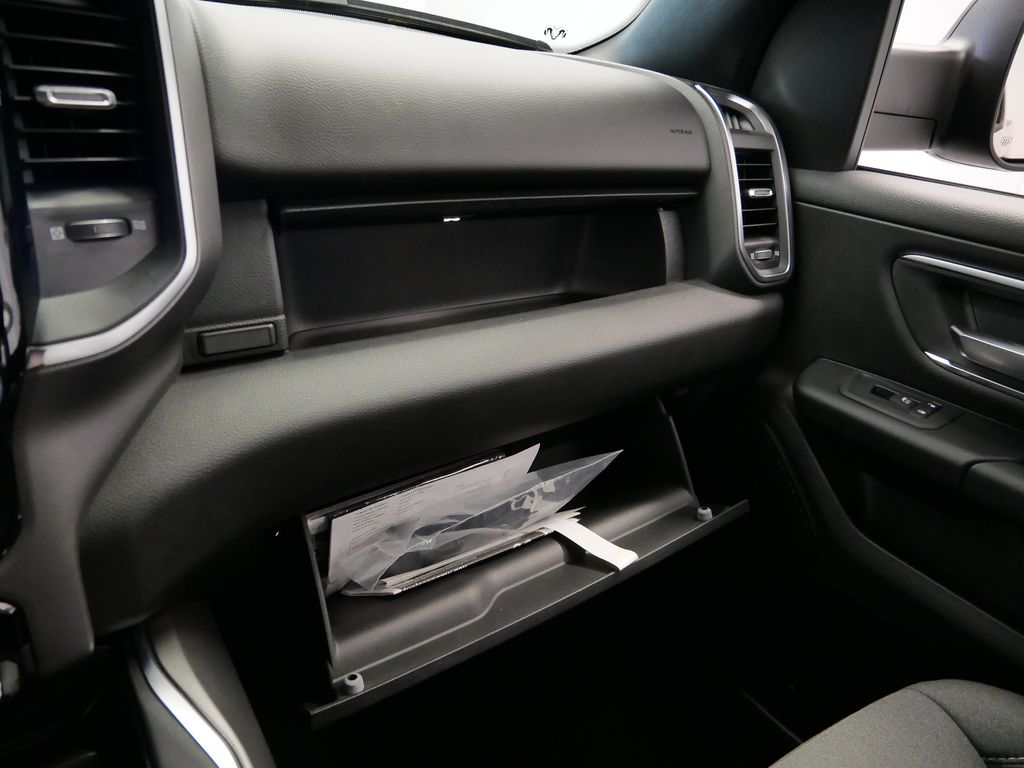 Thumbnail: 2025 RAM 1500 - 44