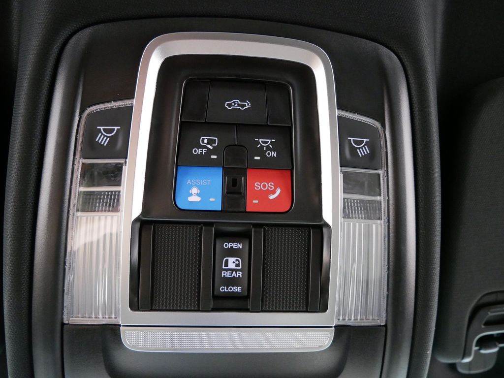 Thumbnail: 2026 RAM 1500 - 27