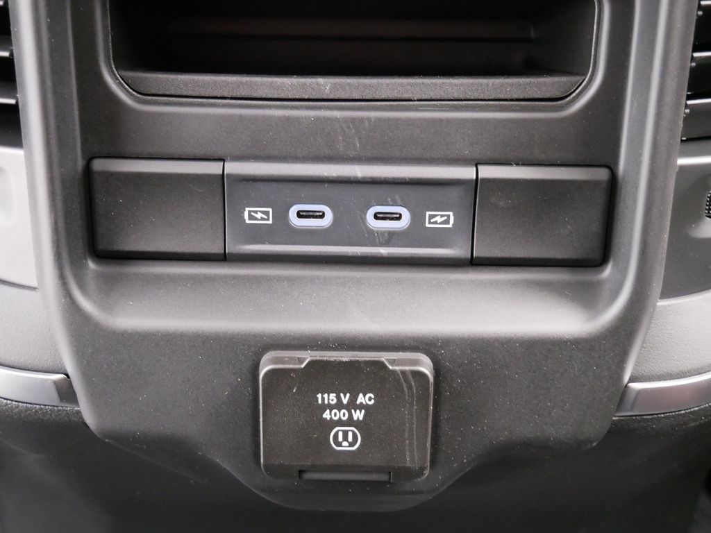Thumbnail: 2026 RAM 1500 - 19