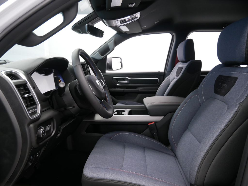 Thumbnail: 2026 RAM 1500 - 9