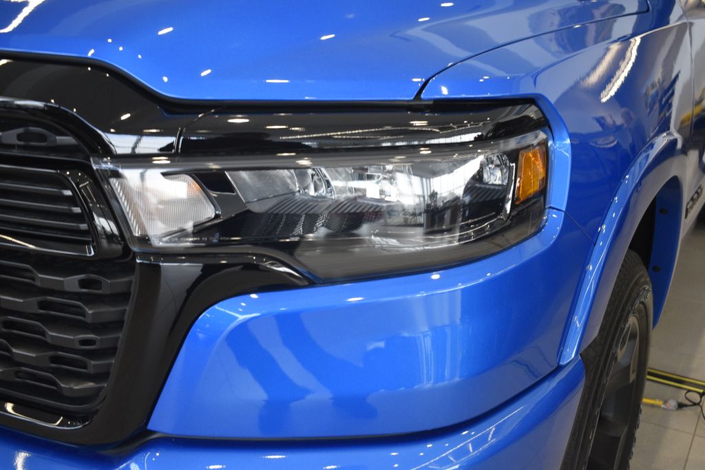 Thumbnail: 2026 RAM 1500 - 18