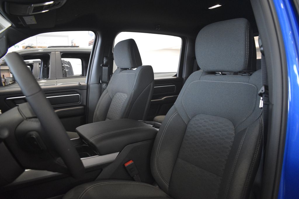 Thumbnail: 2026 RAM 1500 - 31