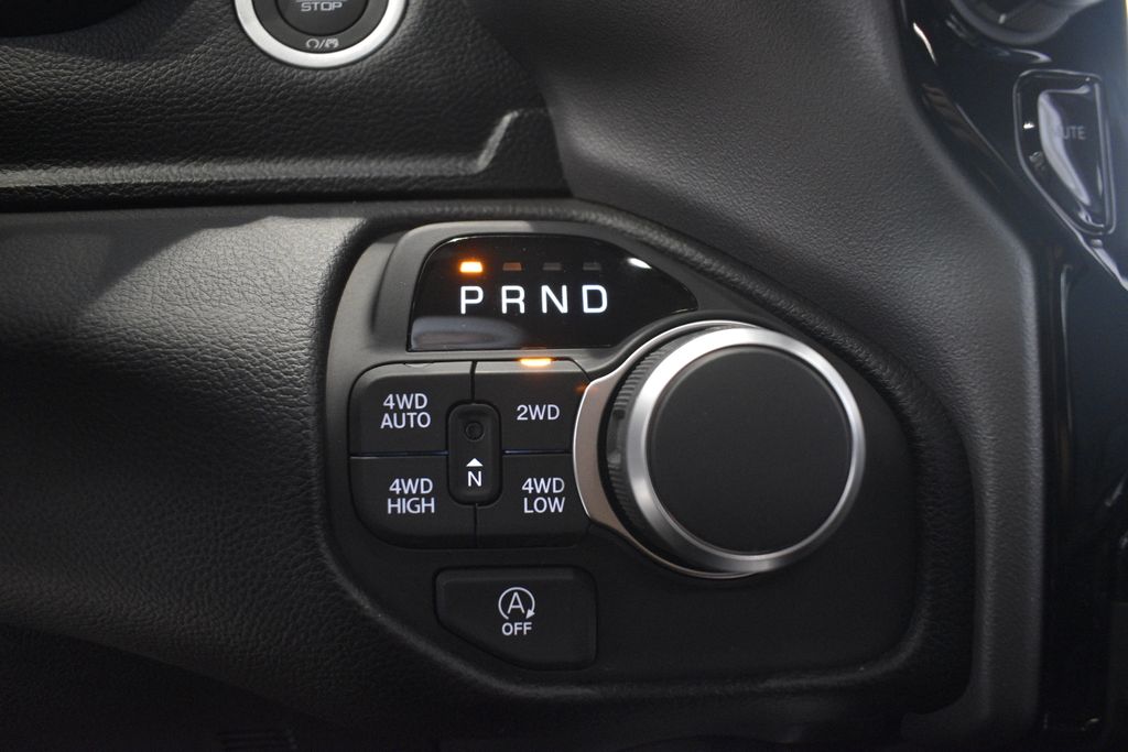 Thumbnail: 2026 RAM 1500 - 37