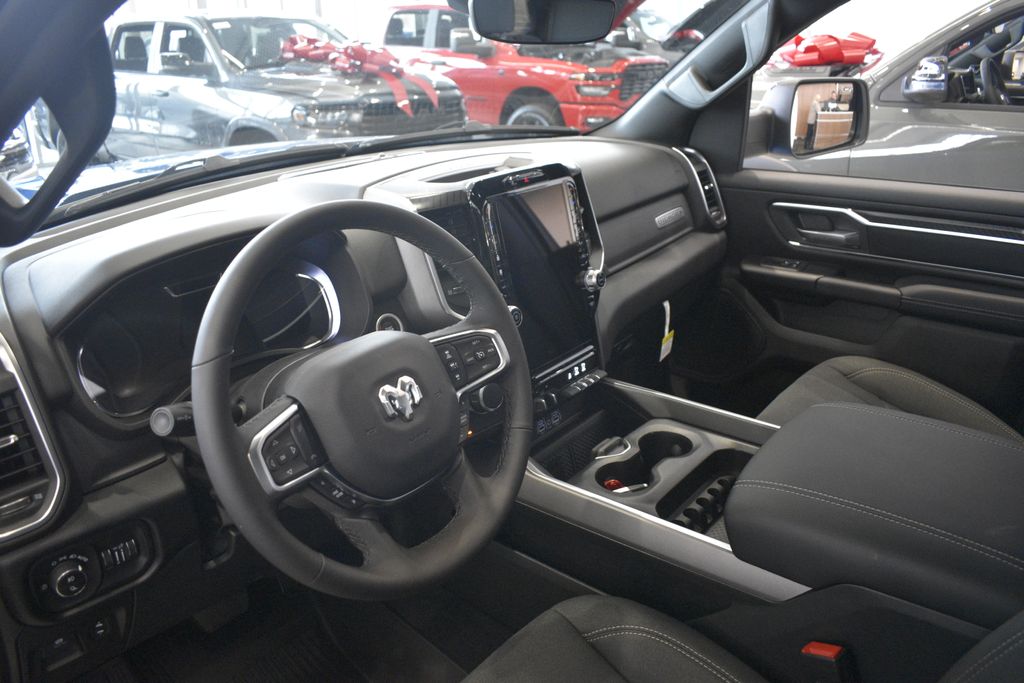 Thumbnail: 2026 RAM 1500 - 2