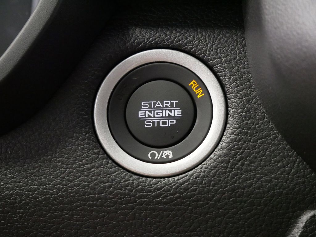 Thumbnail: 2026 RAM 1500 - 40