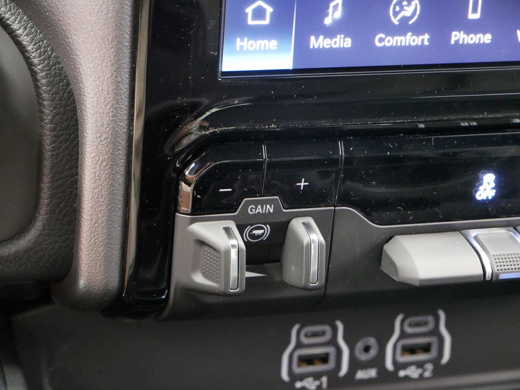 Thumbnail: 2026 RAM 1500 - 38