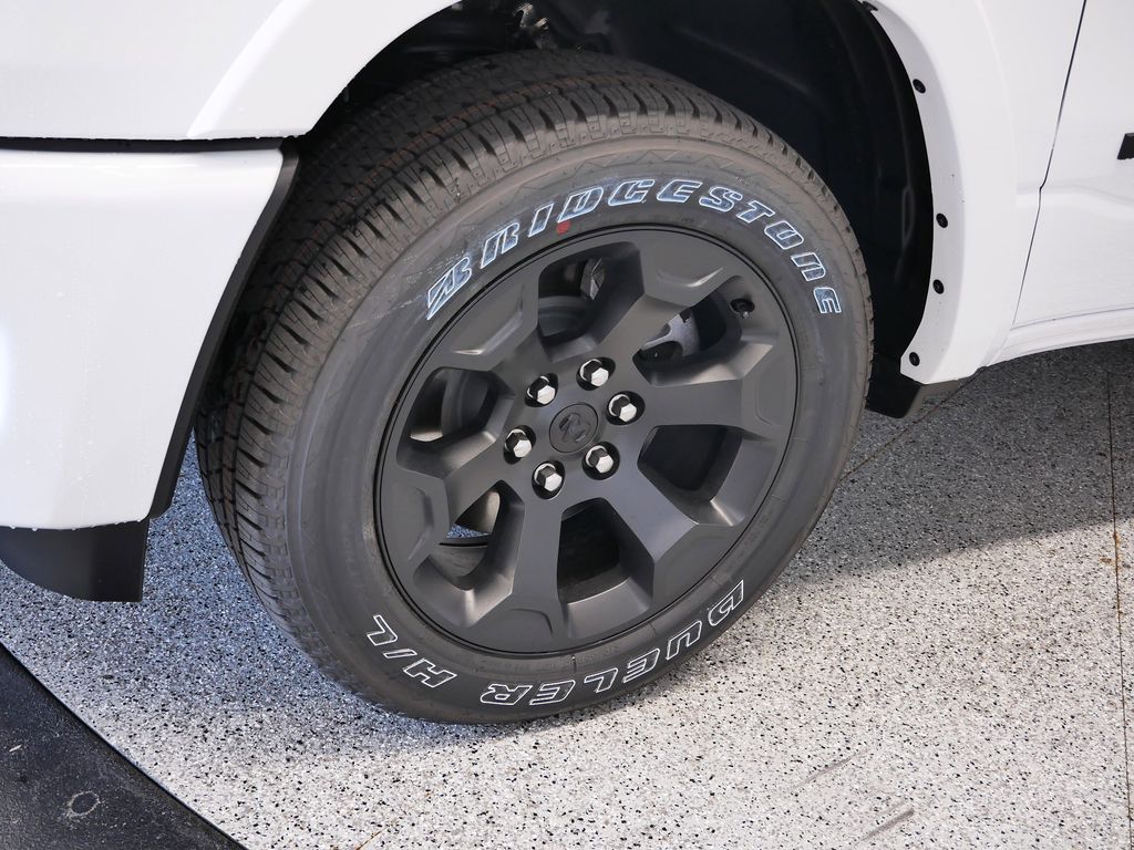 Thumbnail: 2026 RAM 1500 - 8