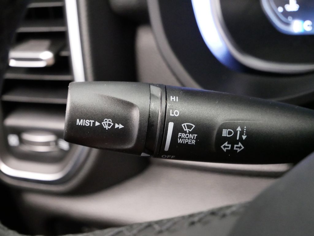 Thumbnail: 2026 RAM 1500 - 33