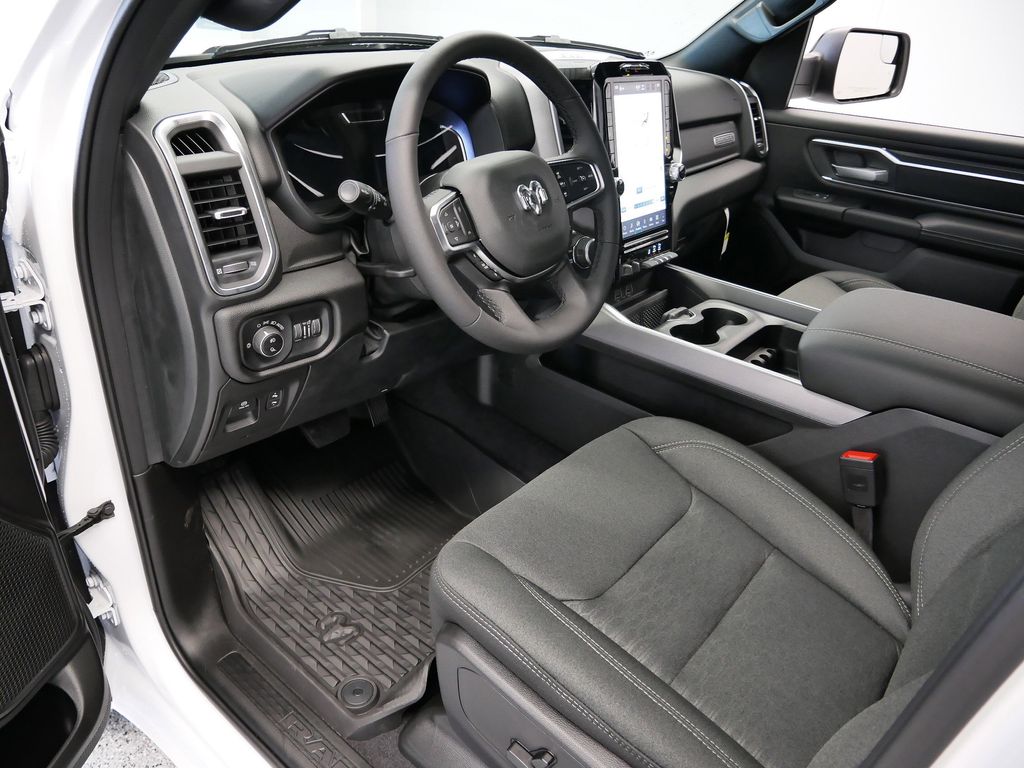 Thumbnail: 2026 RAM 1500 - 2