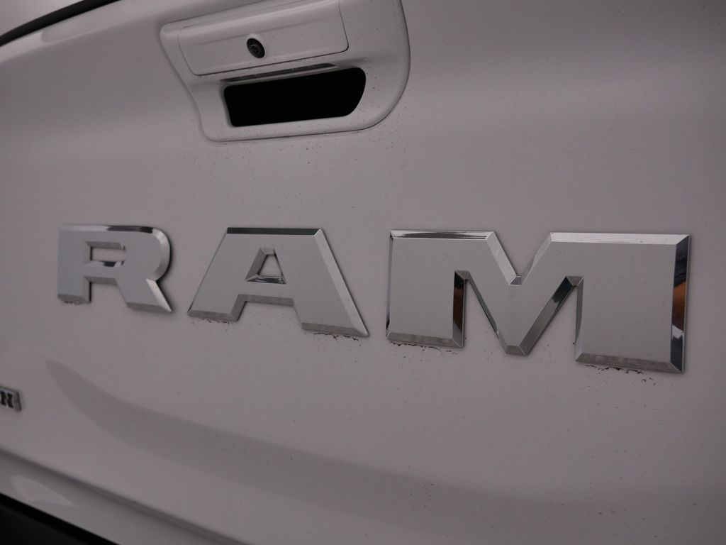 Thumbnail: 2025 RAM 1500 - 21