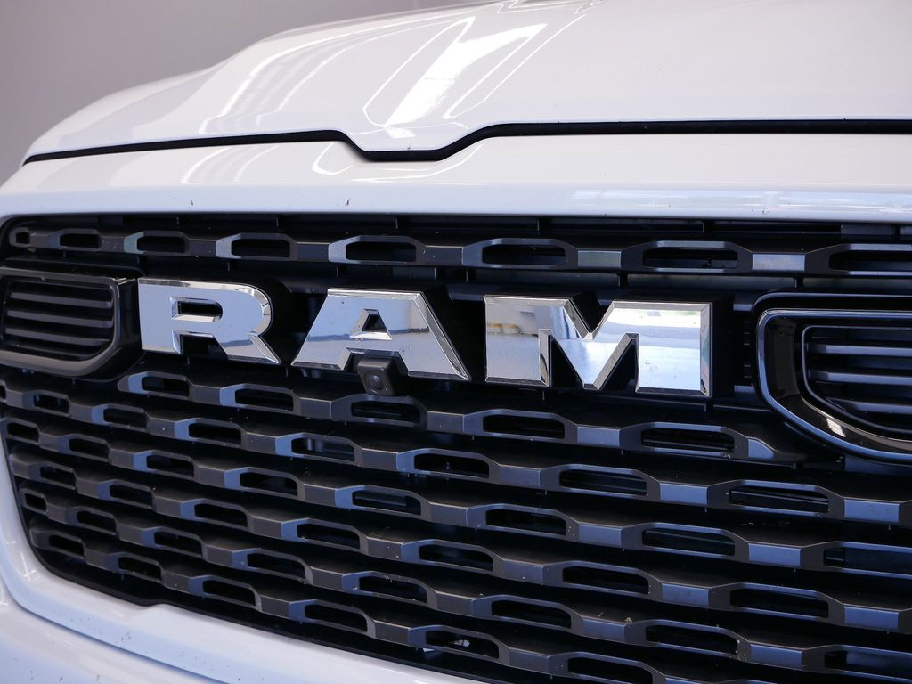 Thumbnail: 2025 RAM 1500 - 16