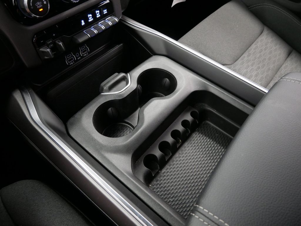 Thumbnail: 2026 RAM 1500 - 12
