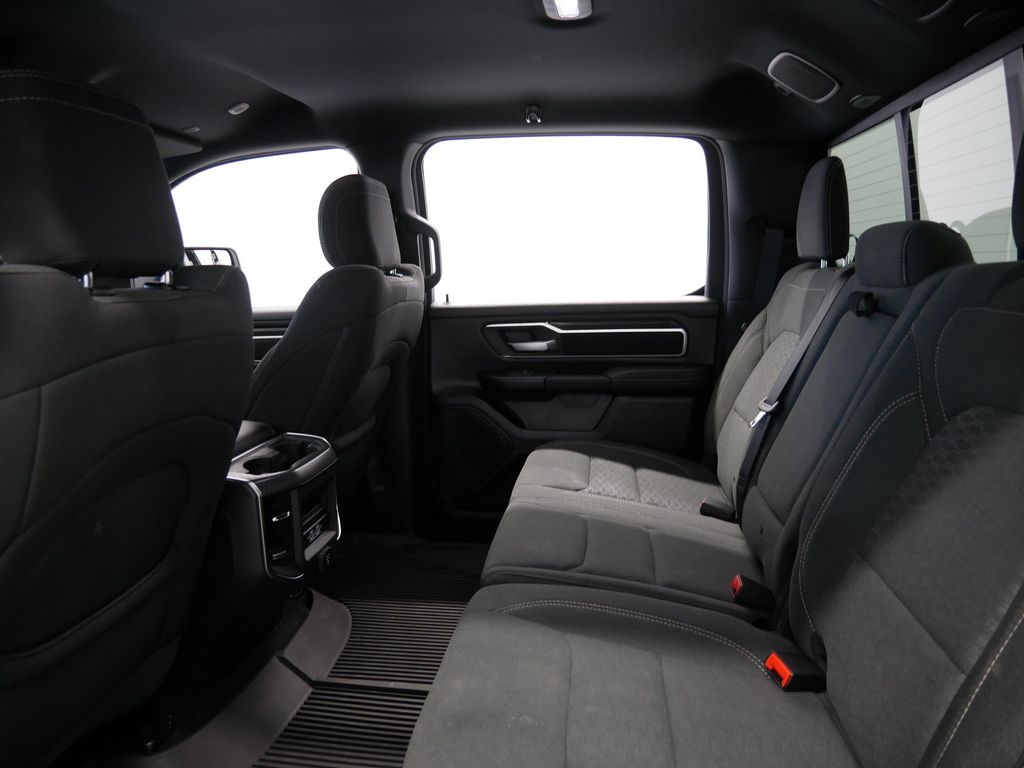 Thumbnail: 2026 RAM 1500 - 10