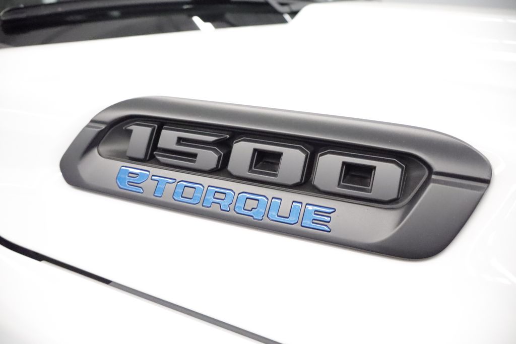Thumbnail: 2026 RAM 1500 - 7