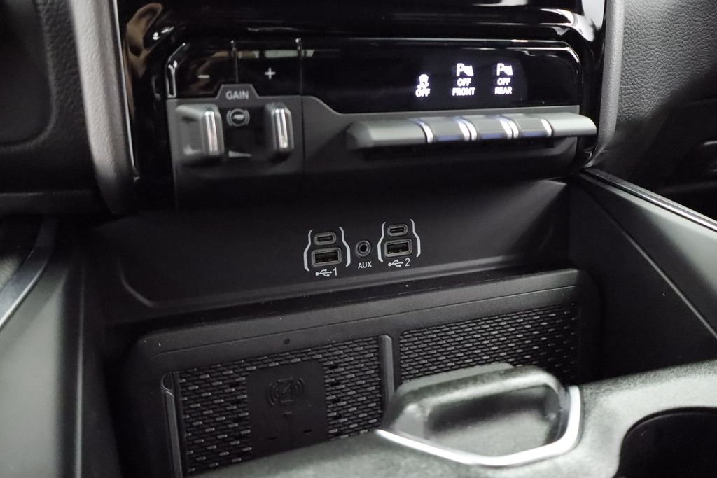 Thumbnail: 2026 RAM 1500 - 31