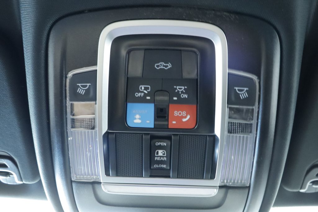 Thumbnail: 2026 RAM 1500 - 45