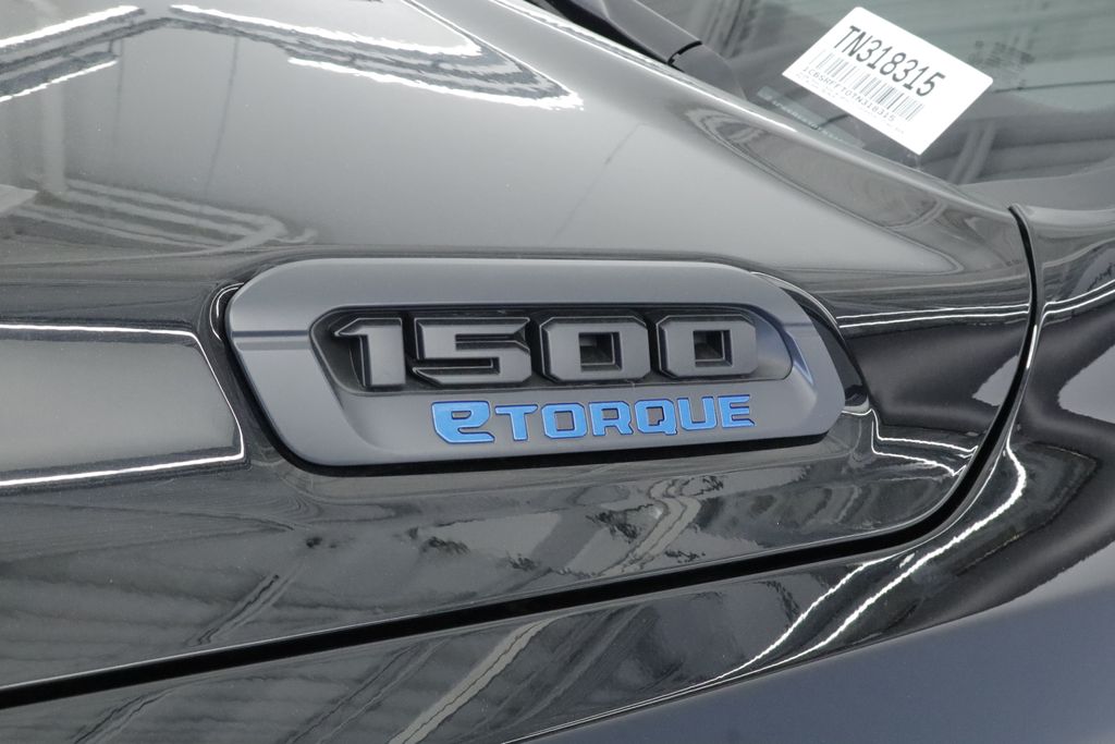 Thumbnail: 2026 RAM 1500 - 6