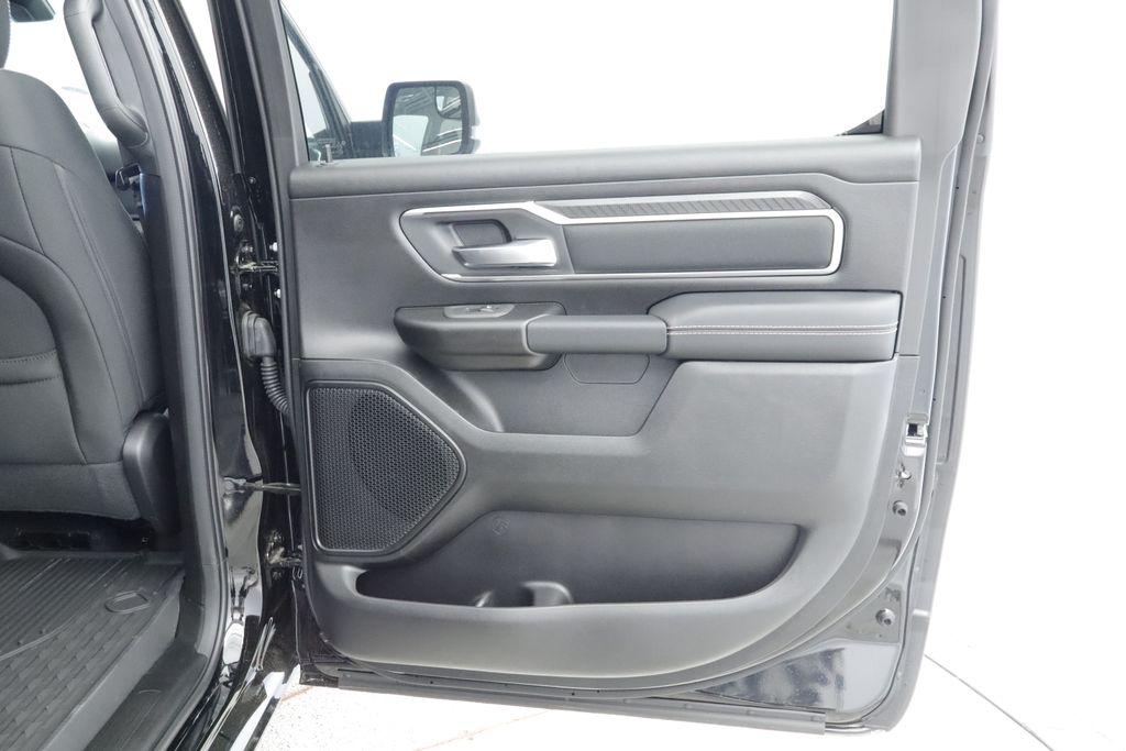 Thumbnail: 2026 RAM 1500 - 24