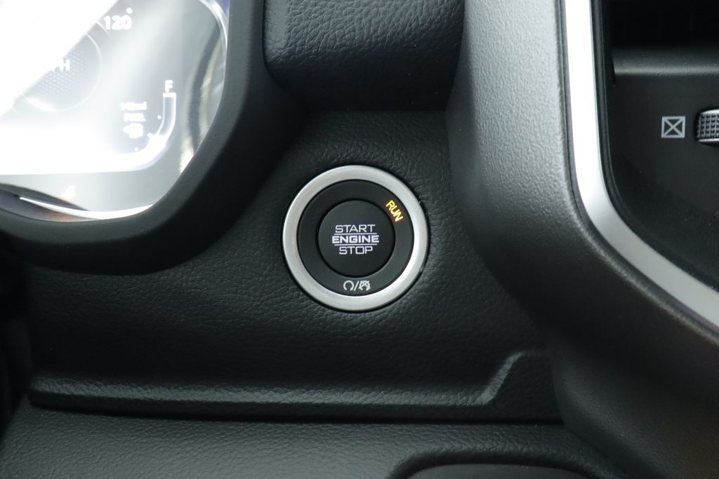 Thumbnail: 2026 RAM 1500 - 39