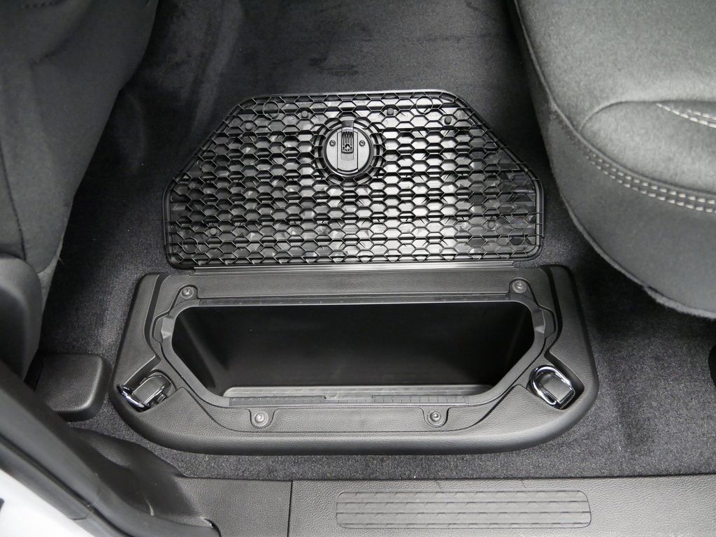 Thumbnail: 2026 RAM 1500 - 20