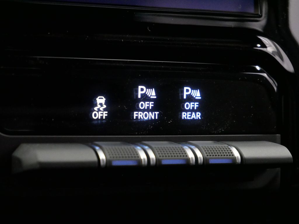 Thumbnail: 2026 RAM 1500 - 36
