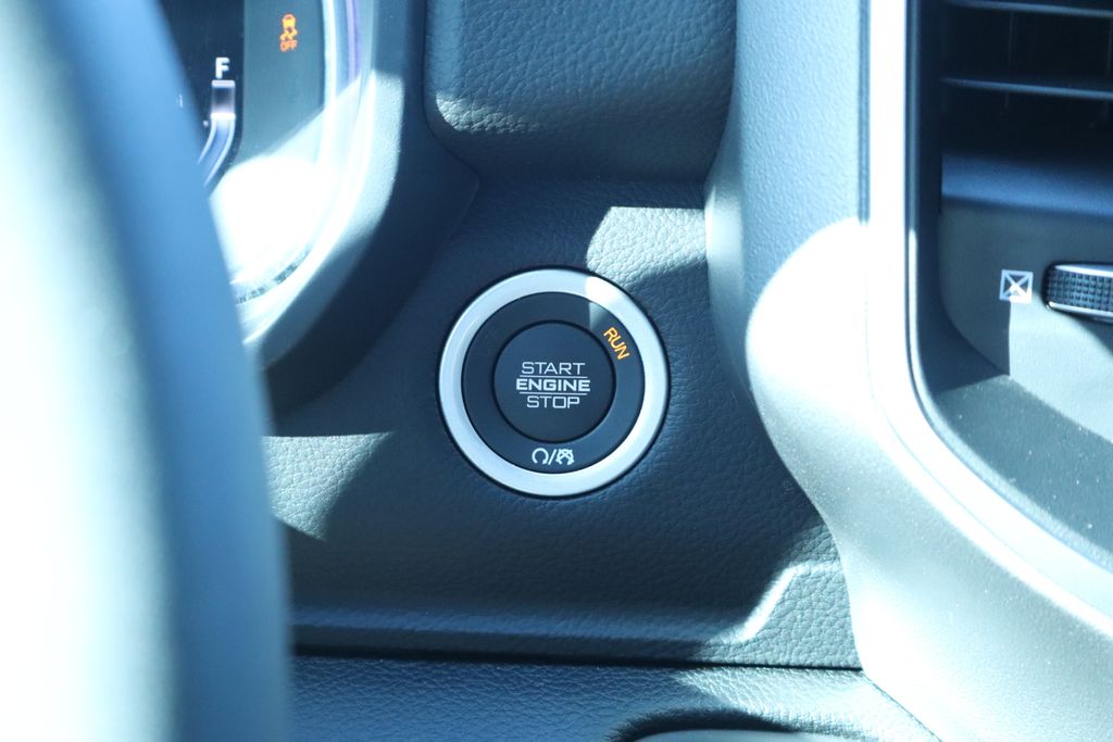 Thumbnail: 2026 RAM 1500 - 37