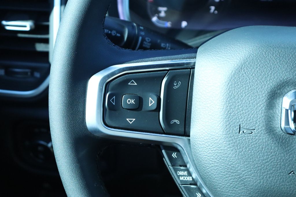 Thumbnail: 2026 RAM 1500 - 32