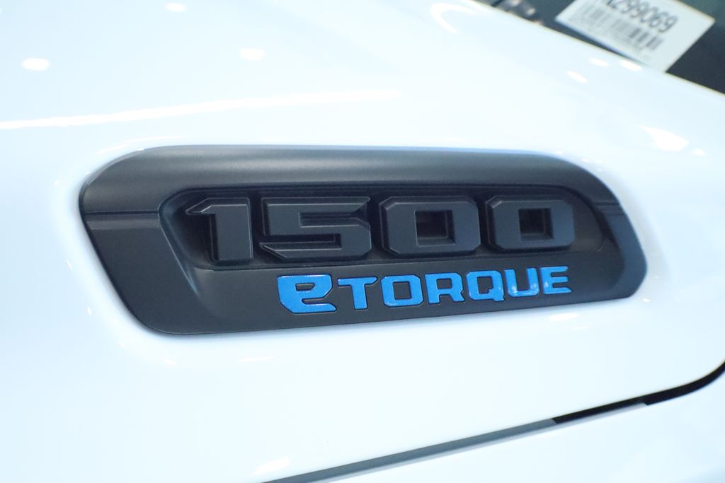 Thumbnail: 2026 RAM 1500 - 6