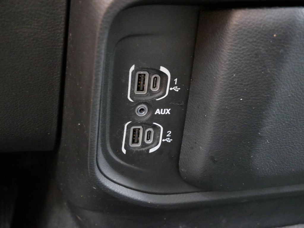 Thumbnail: 2022 RAM 1500 - 38