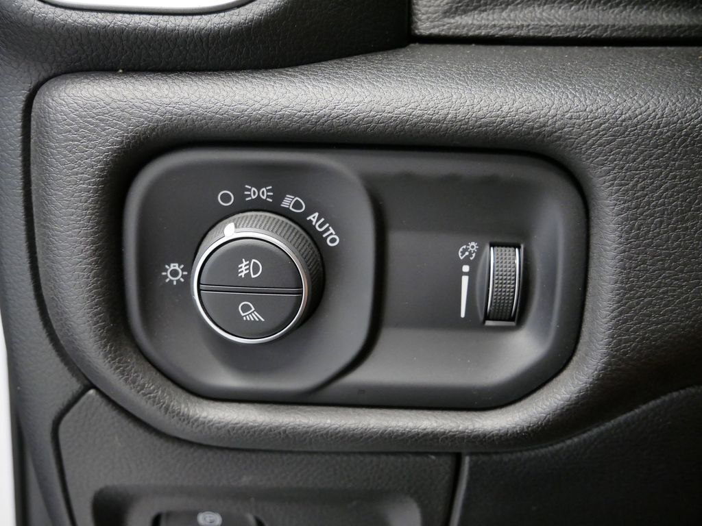 Thumbnail: 2022 RAM 1500 - 24