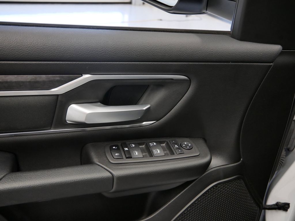 Thumbnail: 2024 RAM 1500 - 18