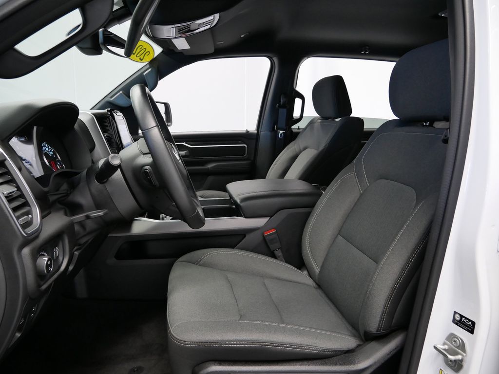 Thumbnail: 2024 RAM 1500 - 9